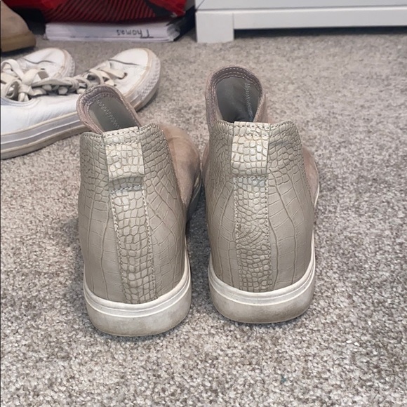 Steve Madden Heeled Sneakers - Picture 2 of 4